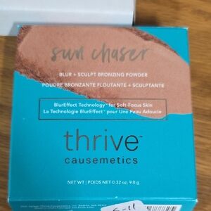 Thrive Causemetics Sun Chaser Bronzing Powder - Warm Brown